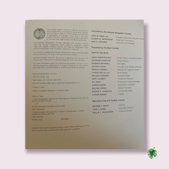 📚 National Geographic Fashion by Cathy Newman - Picture 6 of 7